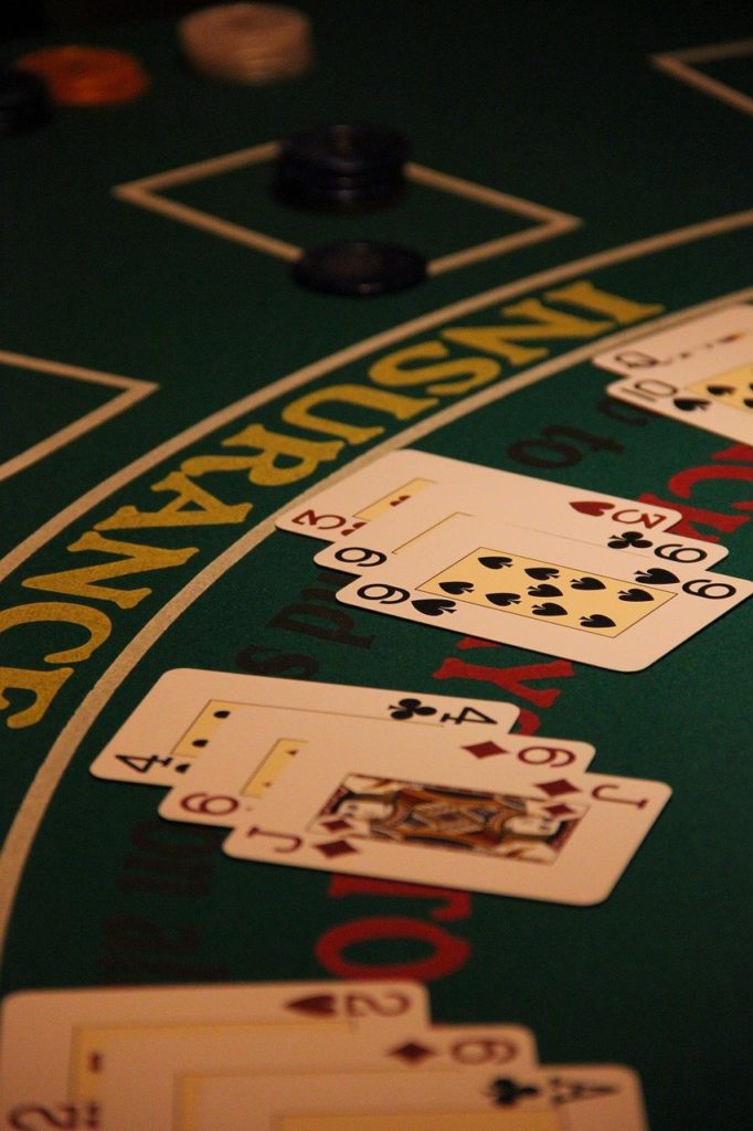 線上德州撲克牌賺錢的方式，提高勝率策略 